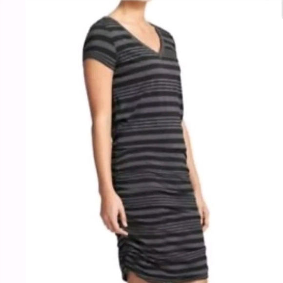 ATHLETA striped Dress size XS - Picture 2 of 8